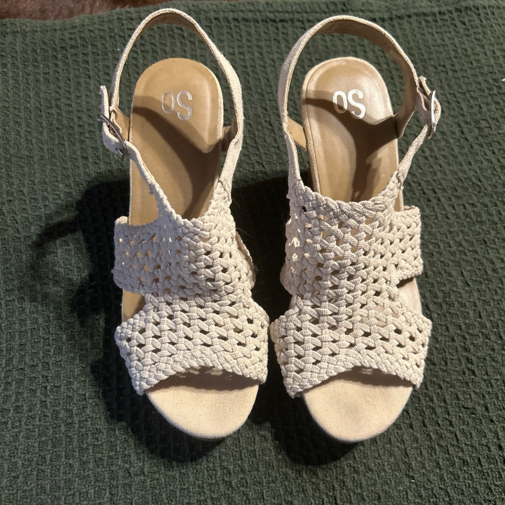 So KOHL Sandals 9 M Tan Brown Leather Basket Weave Heel Platform  Wedge Buckle